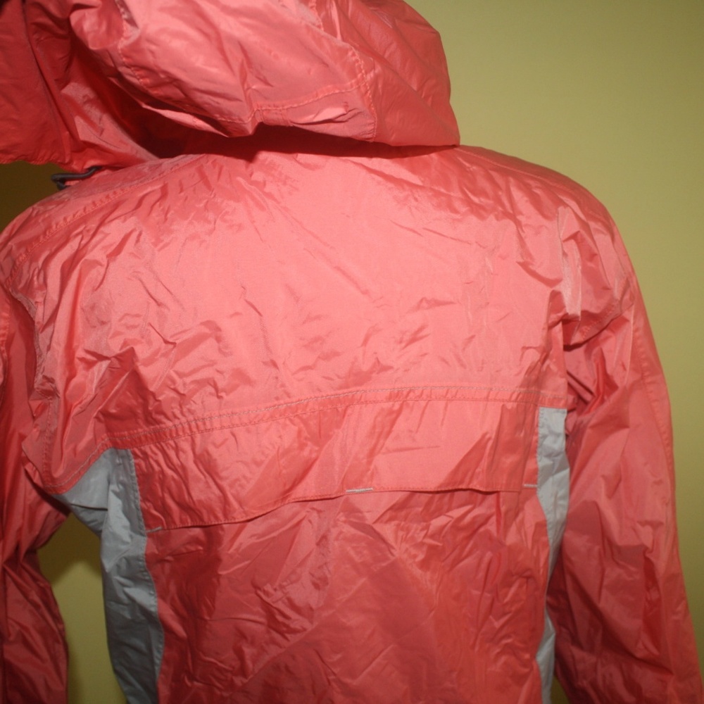 Columbia WindBreaker Shell - Picture 3 of 6